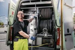 Ablauf eines Saugbaggereinsatzes in Andernach